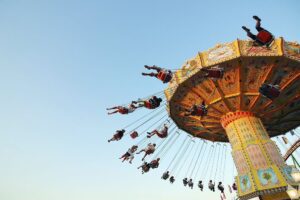 Relax in theme parks. tripowe.com