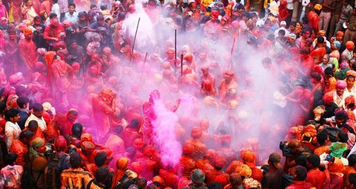 vrindavan holi
