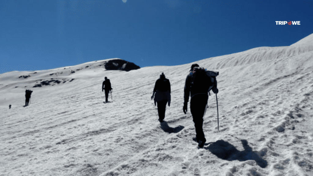 Trekking routes in himachal pradesh